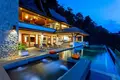 villa de 5 chambres 1 550 m² Ban Bang Thao, Thaïlande