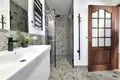 Haus 4 zimmer 395 m² Warschau, Polen