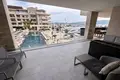Квартира 3 спальни 215 м² Тиват, Черногория