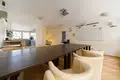 Commercial property 10 rooms 380 m² in Warsaw, Poland