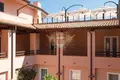 Propiedad comercial 2 000 m² en Grosseto, Italia