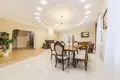 Casa de campo 370 m² Marjaliva, Belarús