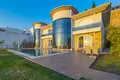 Willa 6 pokojów  Alanya, Turcja