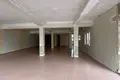 Propiedad comercial 240 m² en Tirana Municipality, Albania