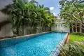 Villa mit 2 Schlafzimmern 110 m² Rawai, Thailand