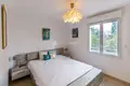 3 bedroom apartment 80 m² in France, France