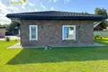Cottage 211 m² Kalodziscanski sielski Saviet, Belarus