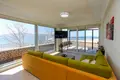 Apartamento vacacional moderno frente al mar en la zona de la playa antigua, Vlorë, Albania