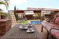 Villa de tres dormitorios 300 m² Santiago del Teide, Španjolska