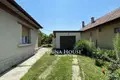 House 98 m² Ullo, Hungary