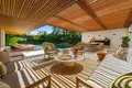 6-Schlafzimmer-Villa 899 m² Marbella, Spanien