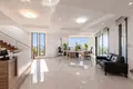 4 bedroom apartment 250 m² Mouttagiaka, Cyprus