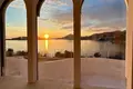 Villa de 4 dormitorios 375 m² Przno, Montenegro