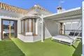 5 bedroom house 498 m² Dos Hermanas, Spain