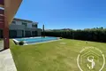villa de 5 dormitorios  Polychrono, Grecia