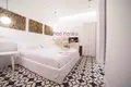 6-Zimmer-Villa 350 m² Italien, Italien