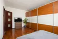 Mieszkanie 3 pokoi 76 m² Warszawa, Polska