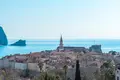 3 bedroom apartment 189 m² Budva, Montenegro