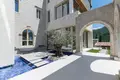Villa de 7 dormitorios  Tivat, Montenegro