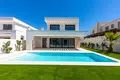 4 bedroom Villa 178 m² Torrevieja, Spain