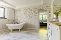 7 room house 295 m² Warsaw, Poland