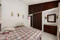 4 bedroom house 252 m² Dos Hermanas, Spain