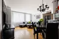 3 bedroom apartment 94 m² Warsaw, Poland