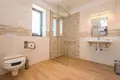 Haus 40 Schlafzimmer 967 m² Poreč, Kroatien
