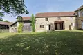 Maison 8 chambres 294 m² Maubourguet, France