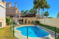 Haus 6 Schlafzimmer 324 m² Dos Hermanas, Spanien