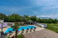 6 bedroom villa 355 m² Umag, Croatia