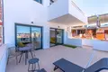 Bungalow de 2 dormitorios 69 m² Torrevieja, Španjolska
