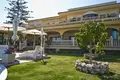 7 bedroom house 1 592 m² Marbella, Spain