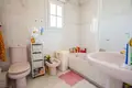 Haus 8 Schlafzimmer 503 m² Dos Hermanas, Spanien