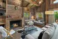 Chalet 7 rooms 225 m² in Saint Georges sur Allier, France