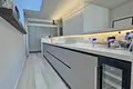Mieszkanie 3 pokoi 160 m² Nikozja, Cypr