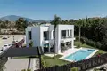 4-Schlafzimmer-Villa 538 m² Estepona, Spanien