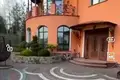 House 540 m² Uhryniv, Ukraine