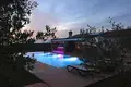 Villa mit 2 Schlafzimmern 165 m² Neuenburg, Kroatien