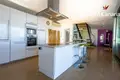 3-Schlafzimmer-Villa 215 m² Adeje, Spanien