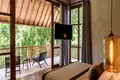 5-Schlafzimmer-Villa 380 m² Tabanan, Indonesien