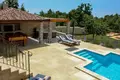 Villa de 5 pièces 294 m² Opcina Svetvincenat, Croatie