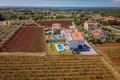 6 bedroom house 224 m² Grad Porec, Croatia