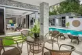 Villa de tres dormitorios 202 m² Si Sunthon, Tailandia