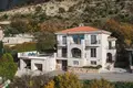 Villa de tres dormitorios 480 m² Municipio de Budva, Montenegro