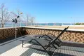 Apartamento vacacional moderno frente al mar en la zona de la playa antigua, Vlorë, Albania