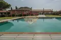 Propriété commerciale 608 m² à Lucques, Italie