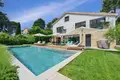 4-Schlafzimmer-Villa 220 m² in Frankreich, Frankreich