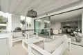 2 bedroom apartment 113 m² Benahavis, Spain