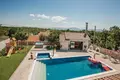 Dom 5 pokojów 256 m² Imotski, Chorwacja